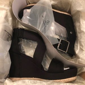 ugg calla wedge sandal